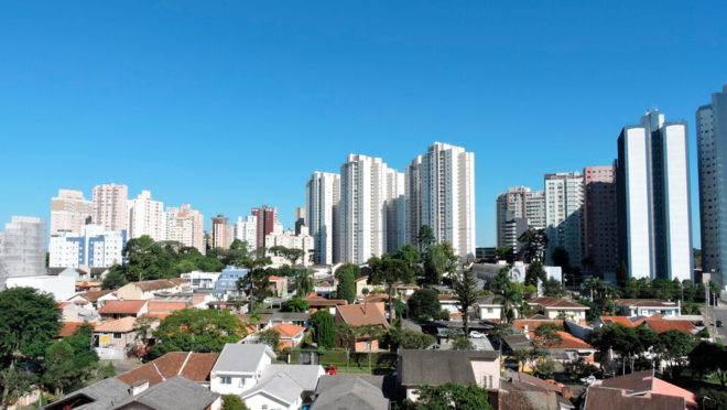 Conheça o Cristo Rei: bairro tranquilo de Curitiba