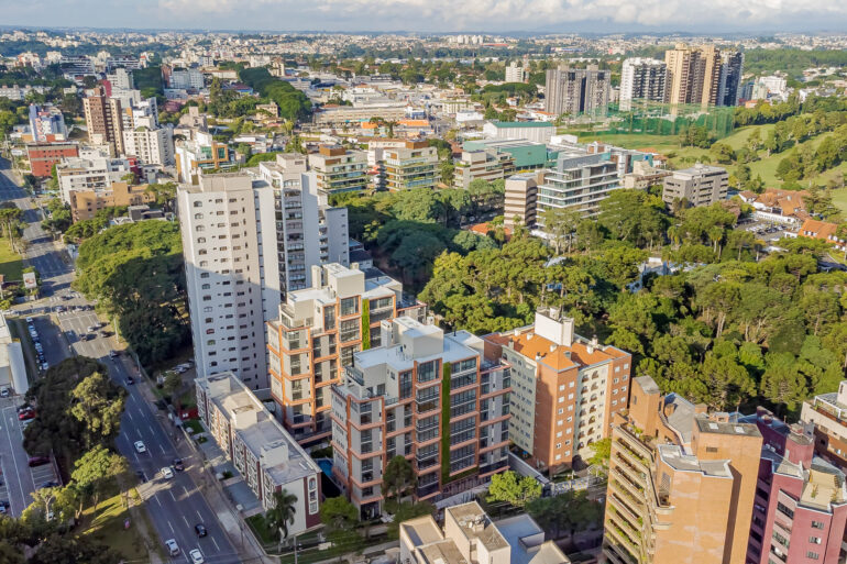 Por que morar no bairro Cabral, em Curitiba?